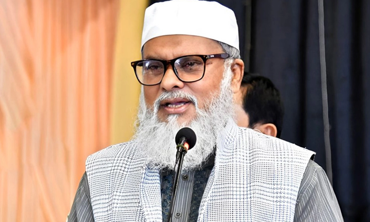 সেইফ এক্সিট নয় আমরা থাকব এদেশেই: ধর্ম উপদেষ্টা